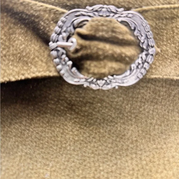 Vintage, Sz 4, custom, olive green genuine Suede Leather suit with Embroidery. - Picture 3 of 15